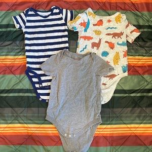Size 12 Month Short Sleeve Bodysuits
